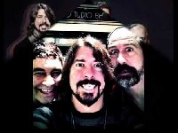 Foo Fighters: Concrete And Gold